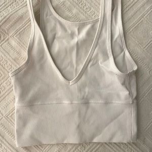 Lululemon power pivot tank (ribbed)